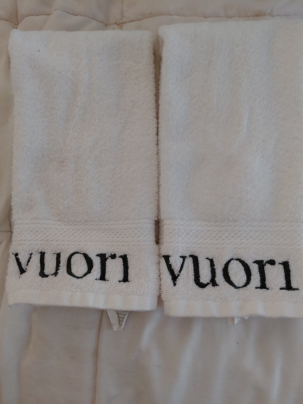New Vuori Set Of Two Hand Towels